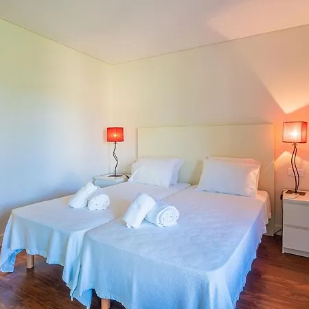 Villa Lux A Luxury 5 Bedroom A Great Location *