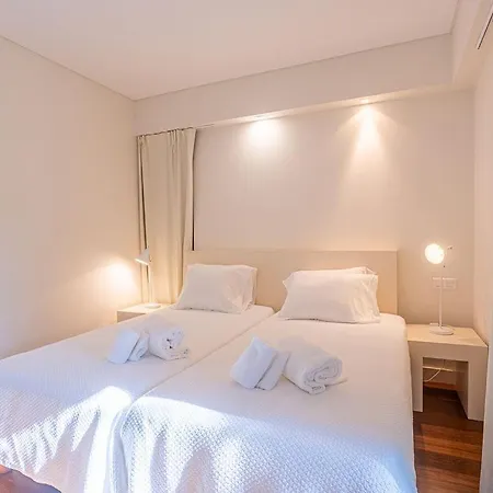 Lux A Luxury 5 Bedroom A Great Location Villa *
