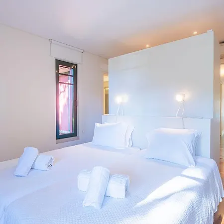 Villa Lux A Luxury 5 Bedroom A Great Location Vilamoura
