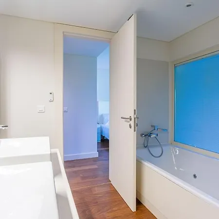 Lux A Luxury 5 Bedroom A Great Location * Vilamoura