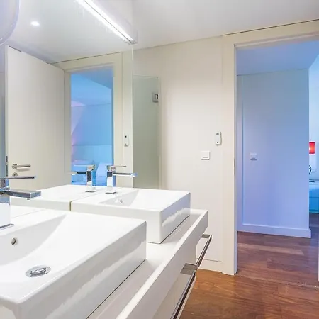 Lux A Luxury 5 Bedroom A Great Location * Vilamoura